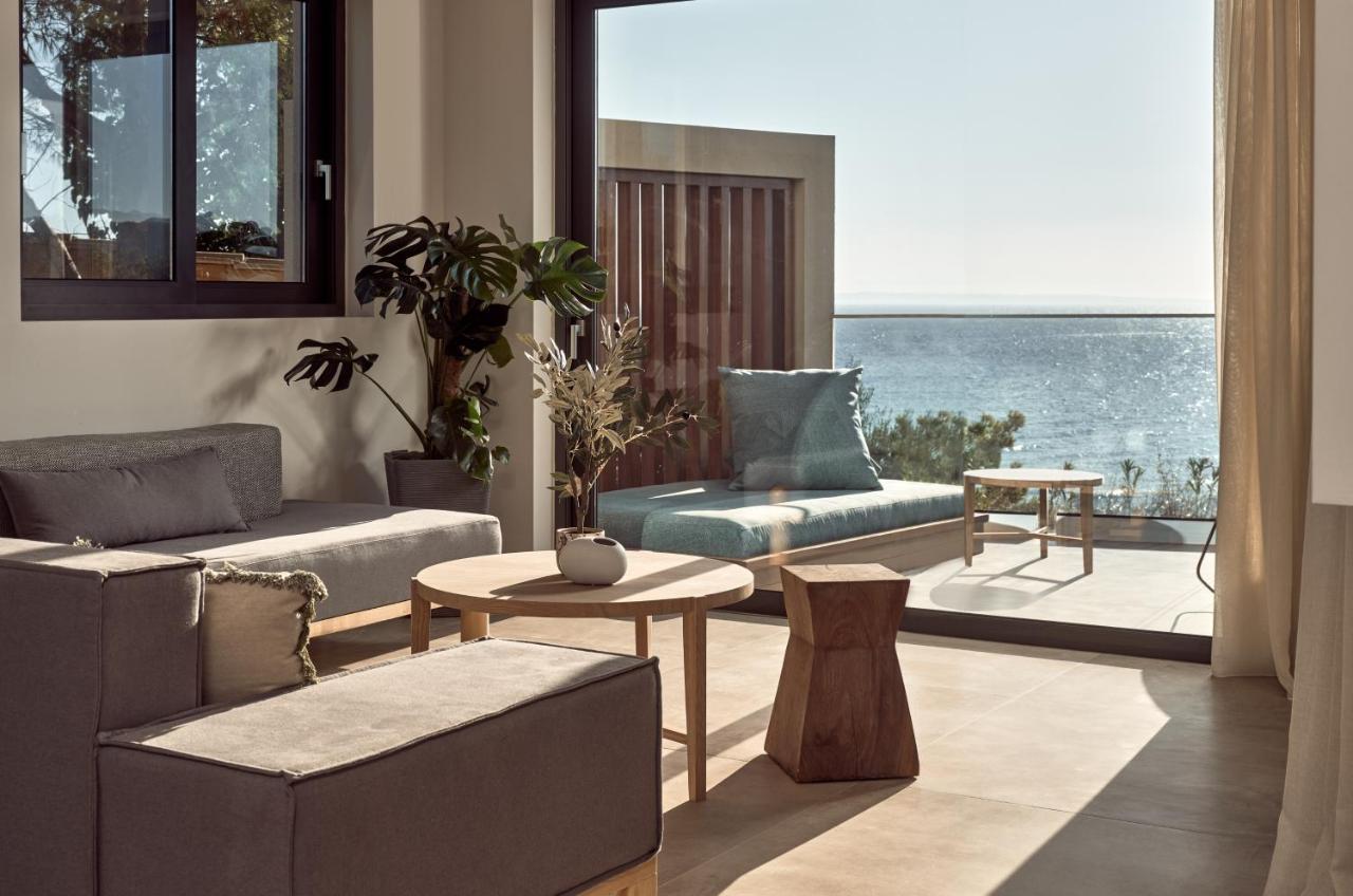 Uparati Villa - Hilltop Sea View Retreat 티실리비 외부 사진
